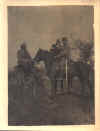 Ich mit Wachtmeister "Gratza", rckwrts Chauffeur "Suchy" auf Wachtmeisters Pferd im April 1915 (linker rmel "36" = FFA 36)